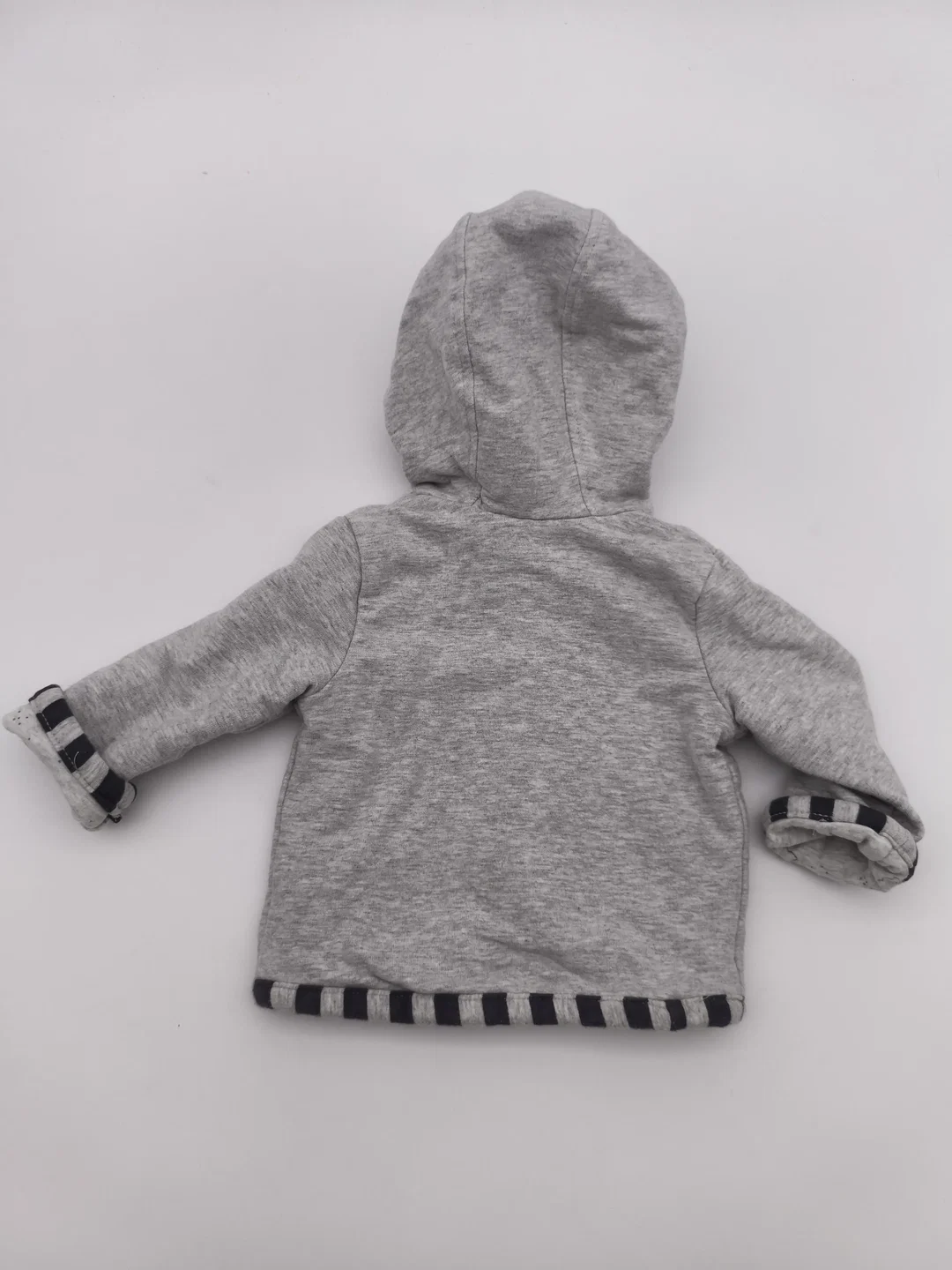 3er Set Baby, 2 Jacken, 1 Handschuhe, Gr. 56 – Bild 3