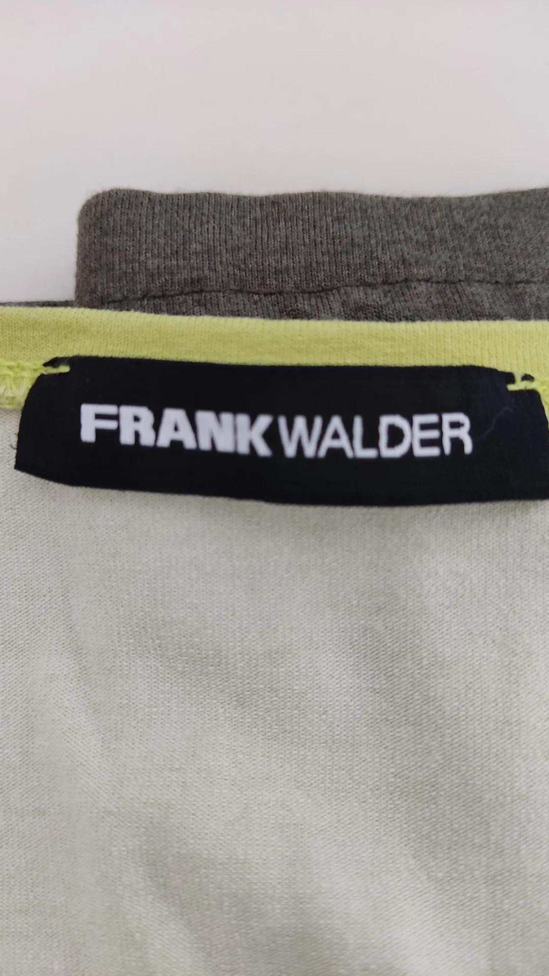 FRANK WALDER Damen Shirt mit Strass, grün - Gr. 38 – Bild 4