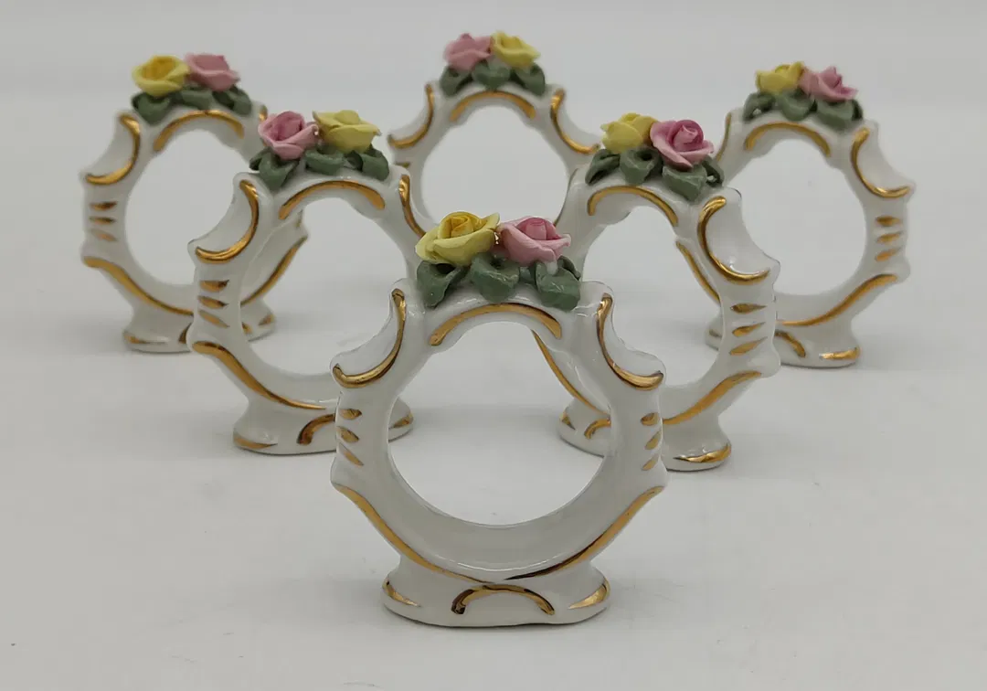 Wiener Porzellanmanufaktur Augarten Servettenrnge 