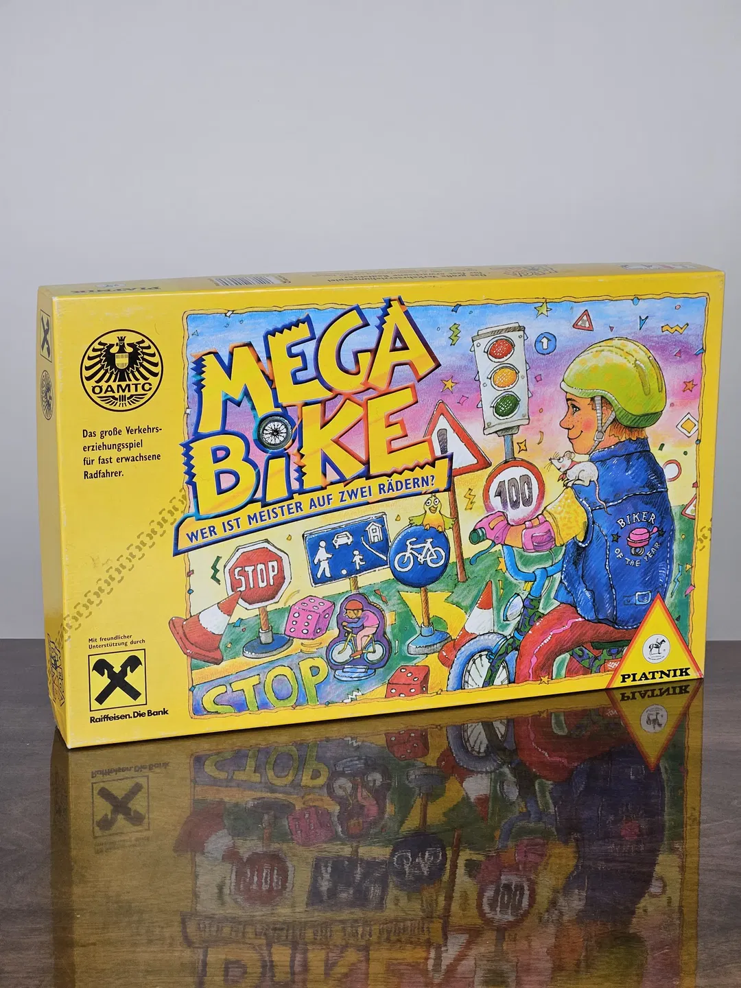 MEGA BIKE - WER IST DER MEISTER AUF ZWEI RÄDERN? - Gesellschaftsspiel - Piatnik  - Bild 4