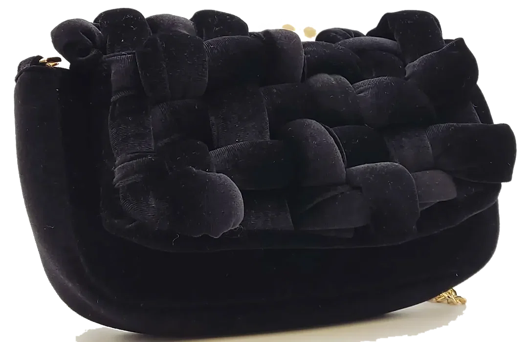 ONLY Samthandtasche schwarz mit geflochtenem Muster  - Bild 1