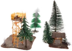 Konvolut Modellbahn-Dekoration – Kirche, Bahnübergänge, Hochstand, Bäume - Bild 5