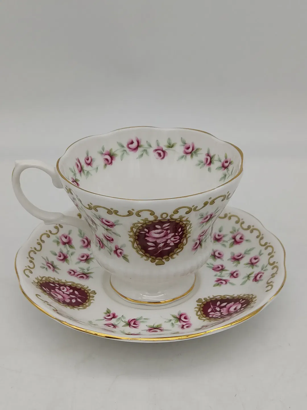 Royal Albert Cameo Series - Tasse mit Untertasse - Bild 4