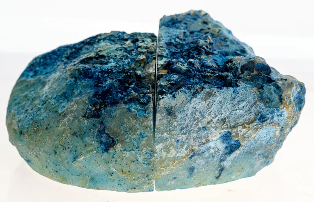 Edle Achat-Geode Buchstützen in Tiefblau – Naturkunst für Ihr Zuhause – Bild 4