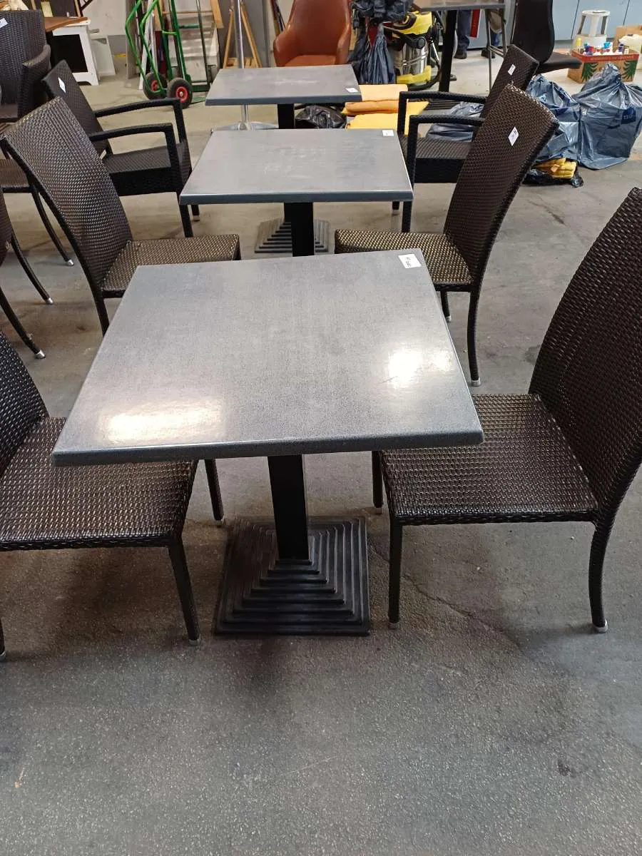 Outdoor Tische - 70 x 70 x 80 cm - Möbel - Bild 1