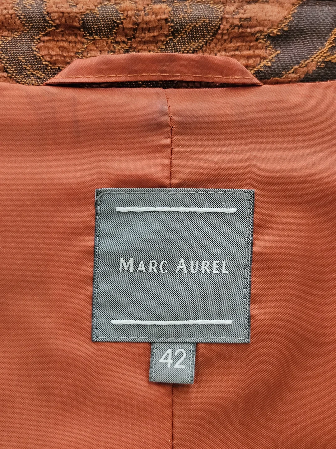 MARC AUREL Damen Vintage Longblazer, rot/braun - Gr. XL – Bild 4