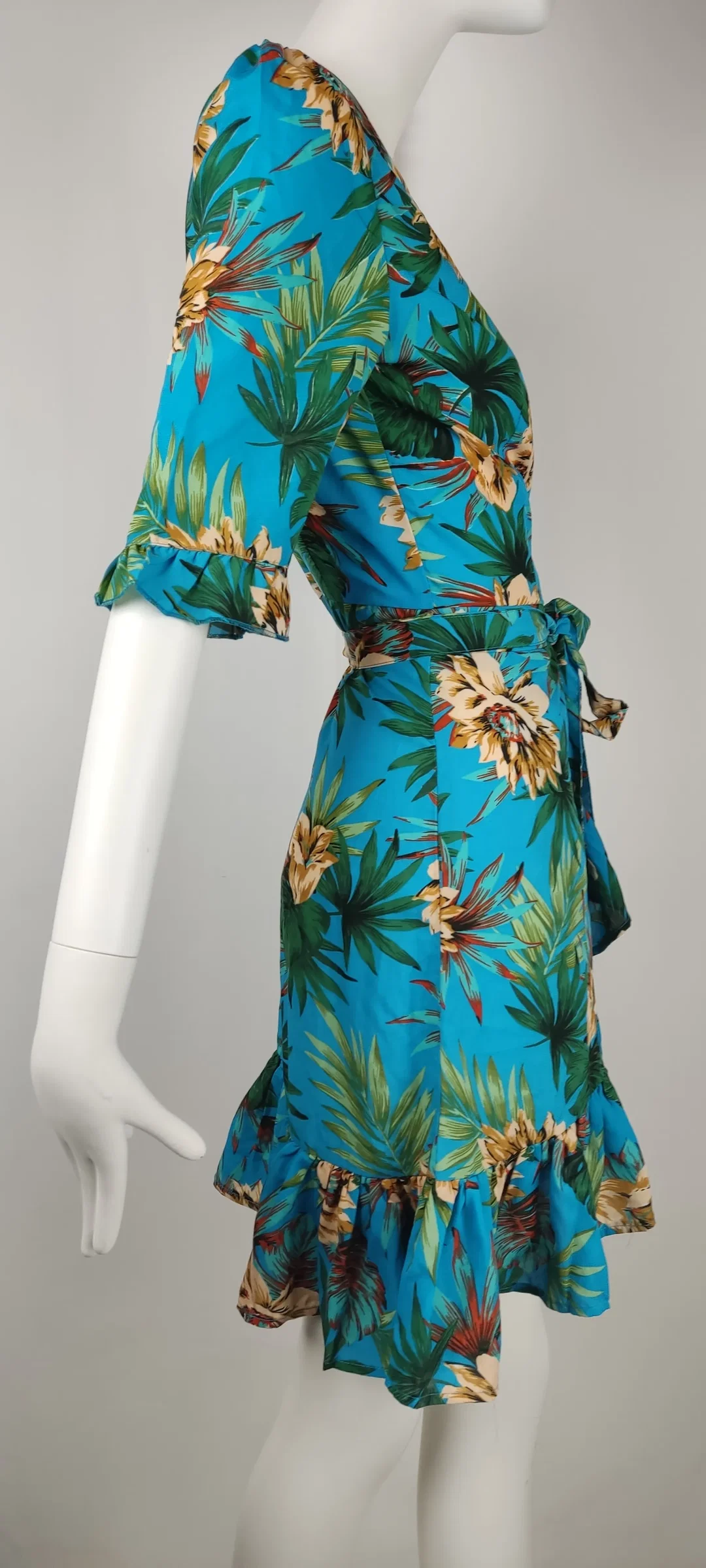 Sommer-Wickelkleid mit floralem Muster - Größe EUR 36 – Bild 4