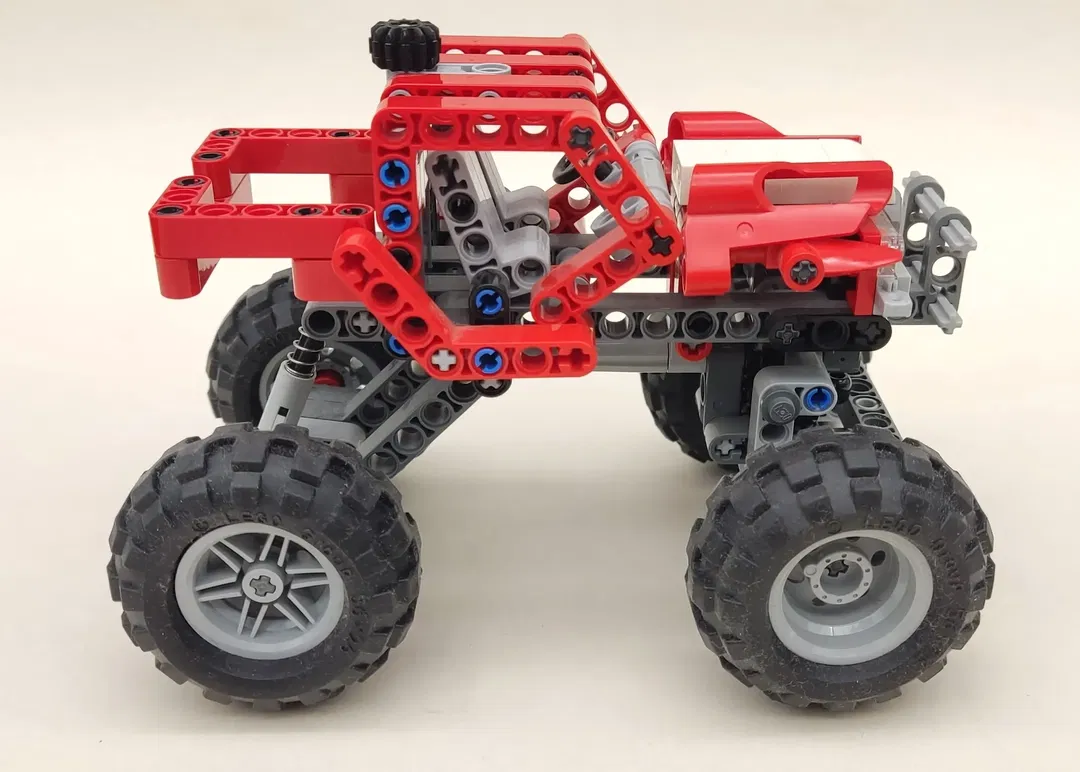 Lego - Technic Rally Truck 8261 - Bild 1