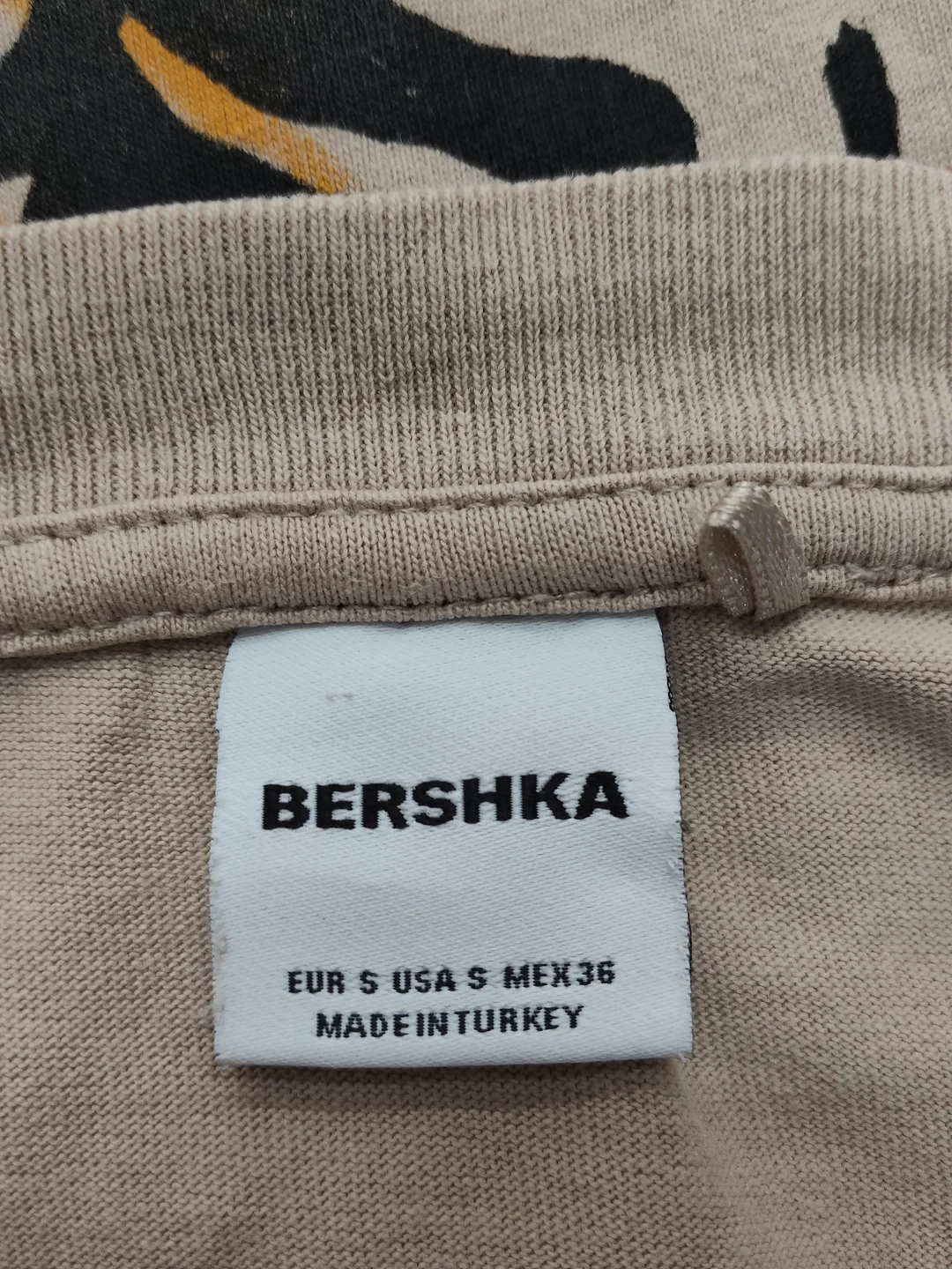 Damen T-Shirt Bershka Beige Animal-Print | Sommer-Charme – Bild 4