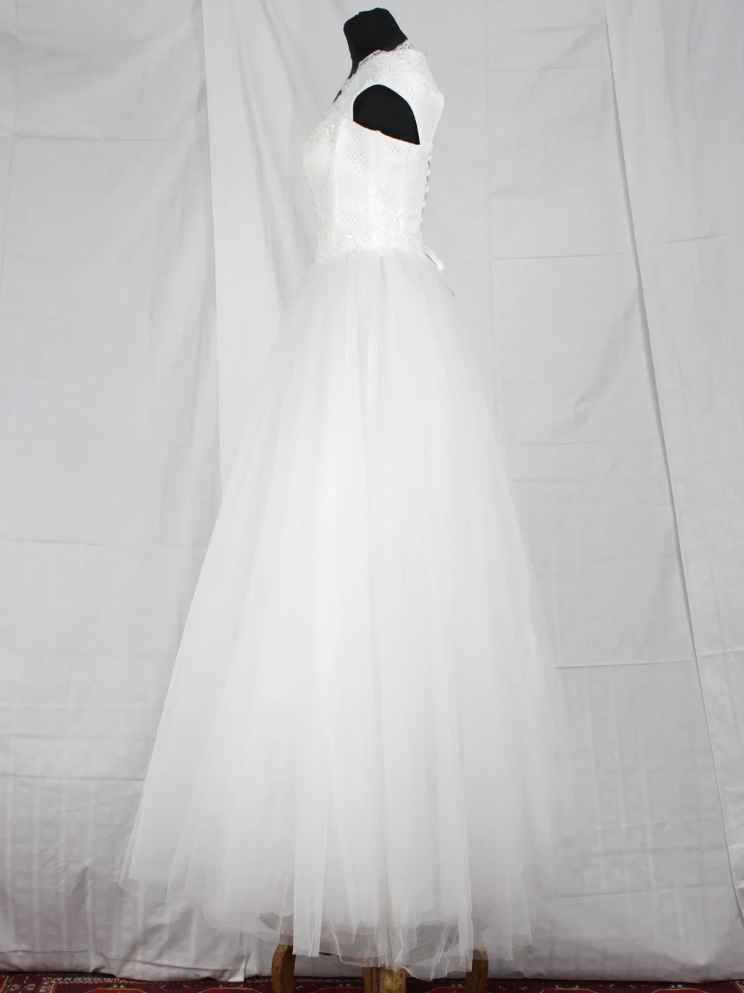 Hochzeitskleid - 03 - Atelier Irvalda (Wien) - Gr. M – Bild 4