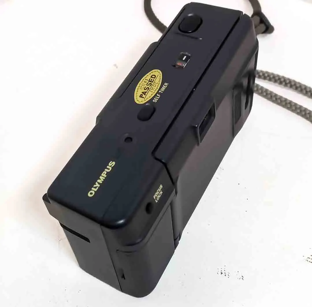 Olympus AF-1 Analogkamera | 35mm Point-and-Shoot mit Tasche – Bild 3