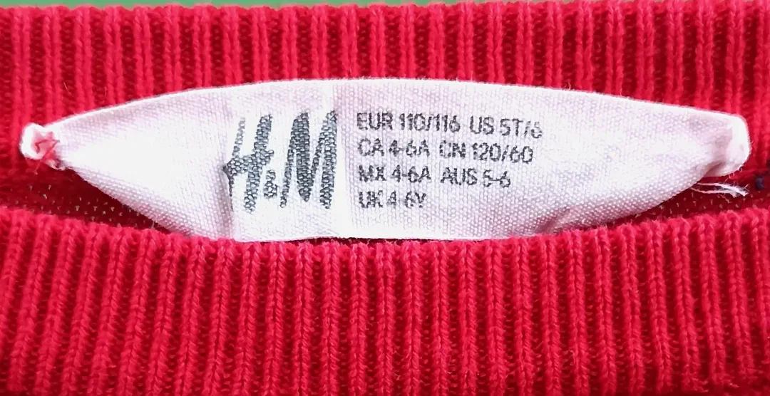 H&M Kinder Weihnachtsshirt Gr. 110/116 – Bild 3