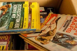 Vintage Pulp Fiction: eine Kiste voller 