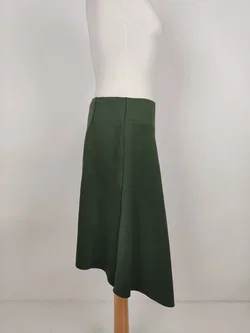 AlphaTauri Midirock, Größe M / 38, asymmetrisch, Bundweite 70 cm Länge 53 bis 71 cm, Stoff Polyester – Vorschau 6