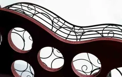 Weinregal in Gitarrenform, ca. 110 cm hoch, 9-Flaschen-Standregal, Metall/Holz, dunkelbraun - Bild 2