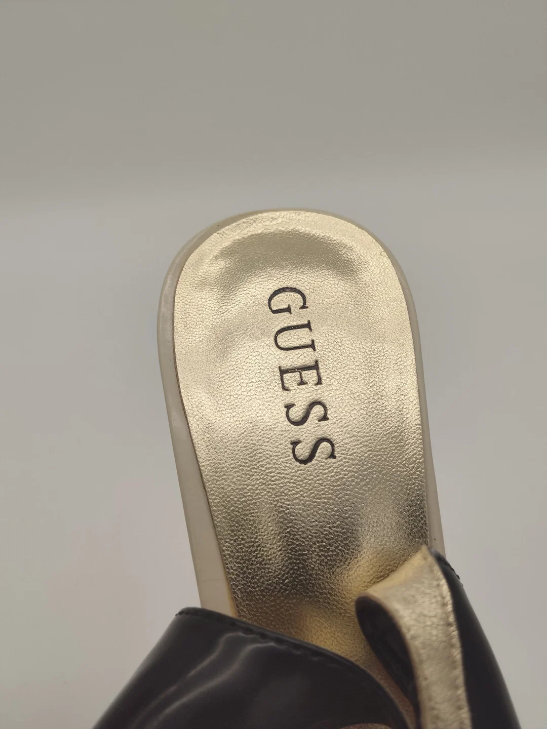 Guess Pumps Leder Gr. 40 | Festliche Eleganz – Bild 4