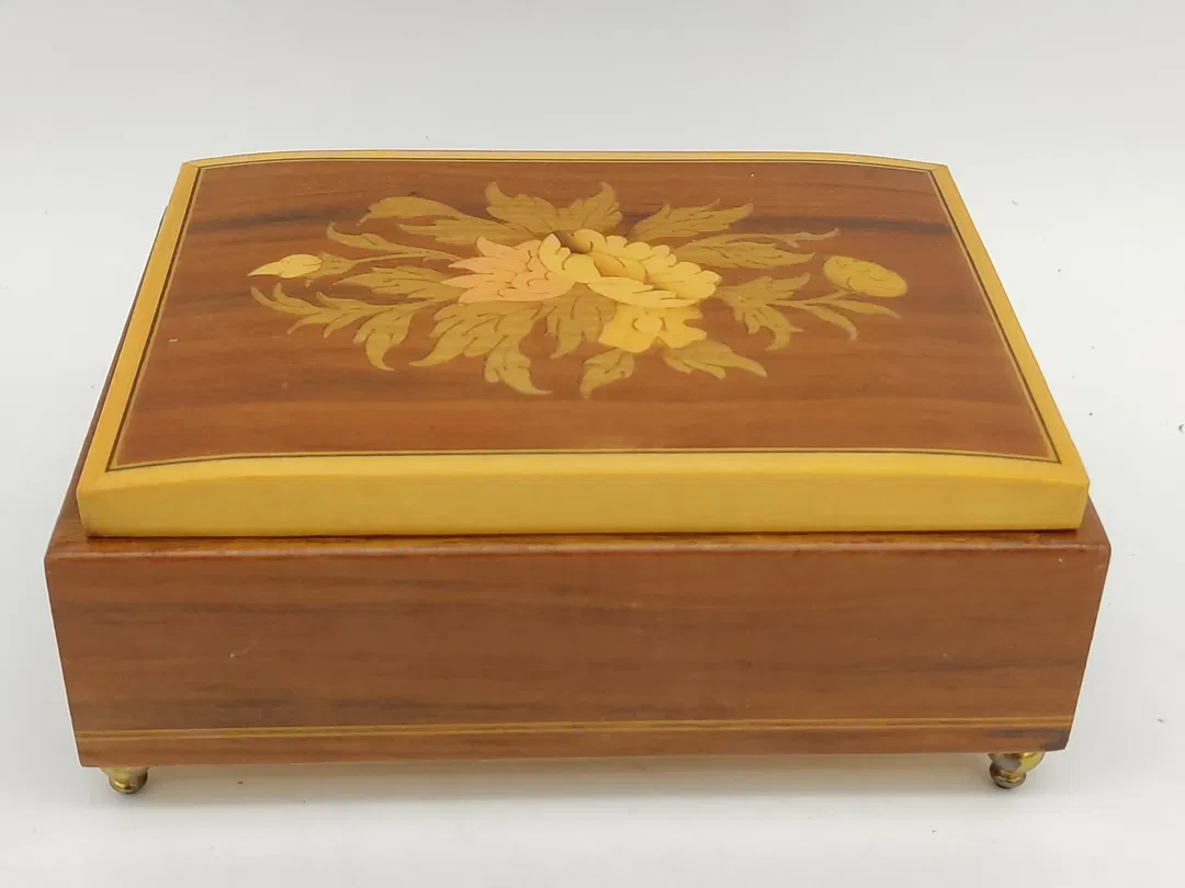  Mid Century aufziehbare Schmuckschatulle aus Holz - Bild 1