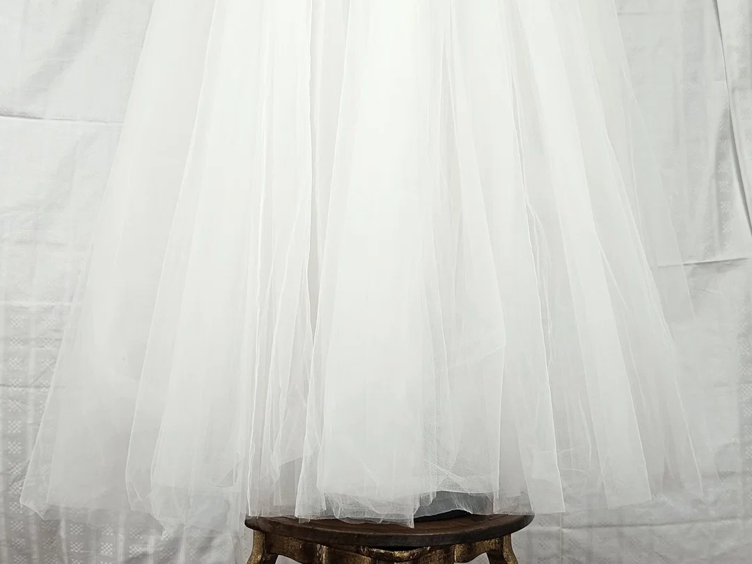 Hochzeitskleid - 03 - Atelier Irvalda (Wien) - Gr. M – Bild 6