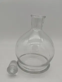 Schwenkende Glaskaraffe mit Stöpsel - Bild 2