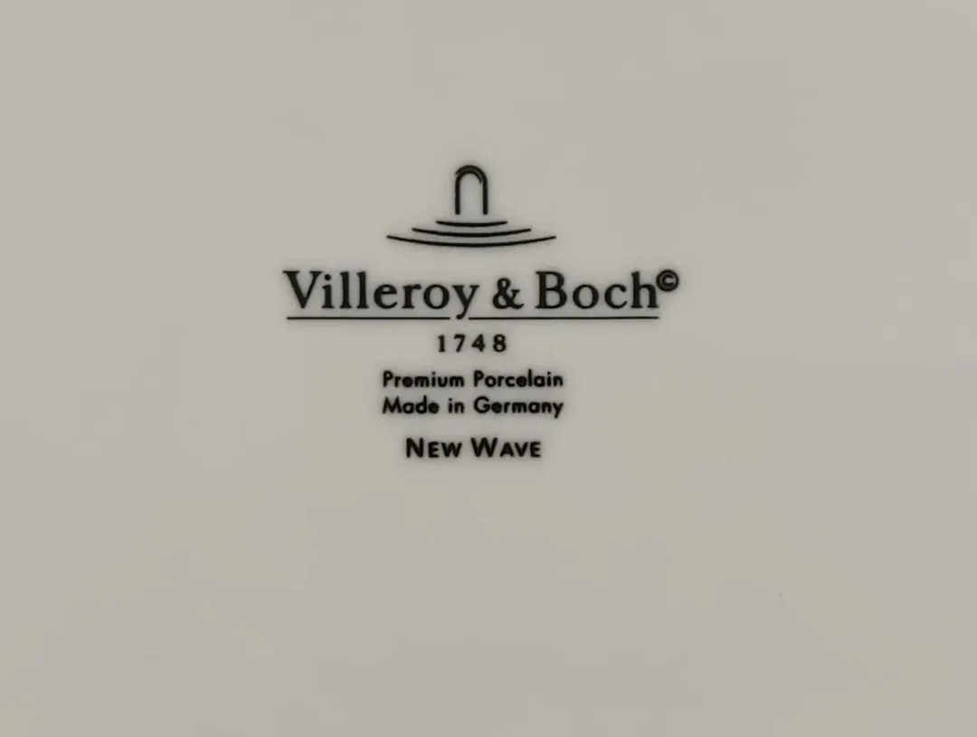 Villeroy & Boch Porzellan/Keramik New Wave Speiseteller weiß 27cm x 27cm  – Bild 3
