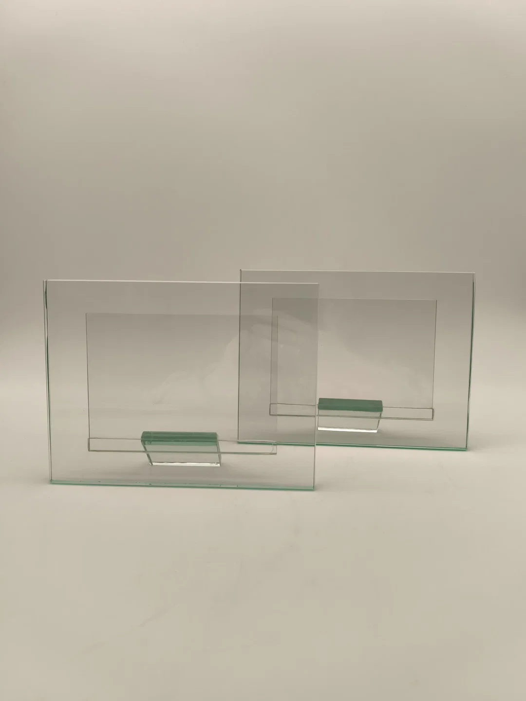 2 moderne Glasrahmen für Fotos - Bild 1