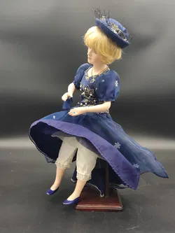 Janus Porzellan-Puppe 