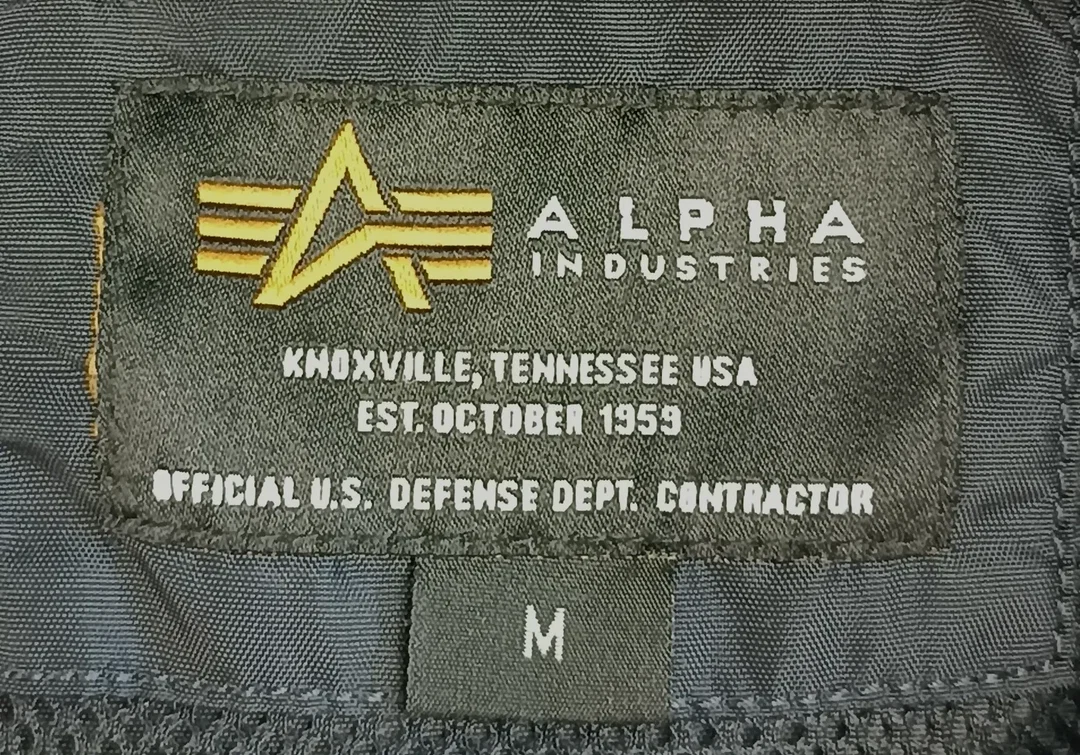 Alpha Industries Herrenjacke schwarz Gr. M – Bild 3