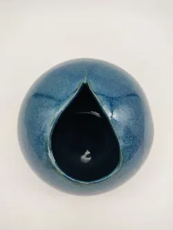 Kugelförmige Tischvase aus Ton - Bild 2