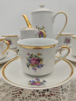  Porzellan-Teeservice mit Kanne & Milchkännchen, Goldrand | Vintage-Charme - Bild 9