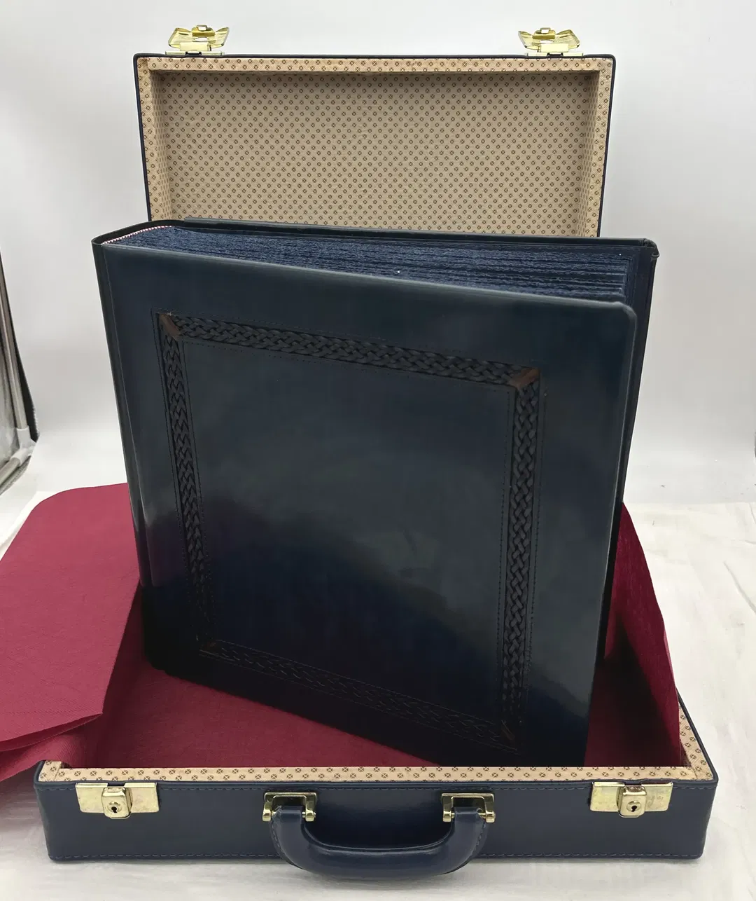 Fotoalbum mit Aufbewahrungskoffer - Bild 2