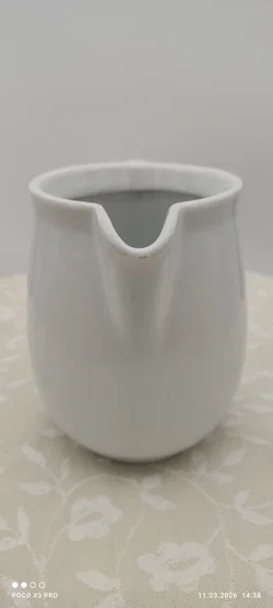 Lilien Porzellan Milchkanne | Mit Charakterspur - Bild 3