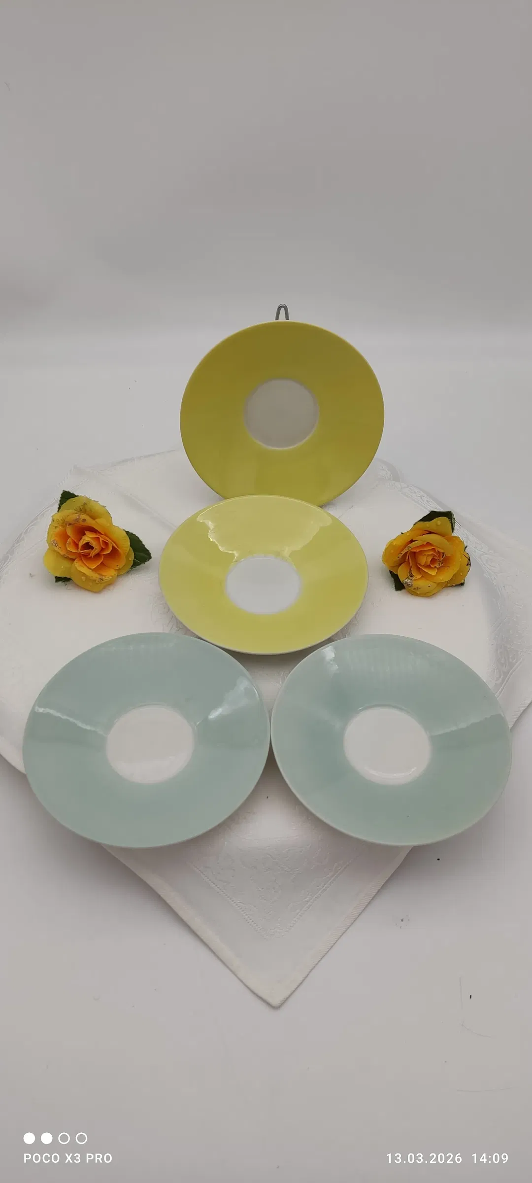 Lilien Porzellan Untersetzer 4er | Charmant Gebraucht - Bild 1