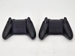 Microsoft Xbox One Set - Xbox One Konsole mit zwei Controllern und Zubehör - Bild 13
