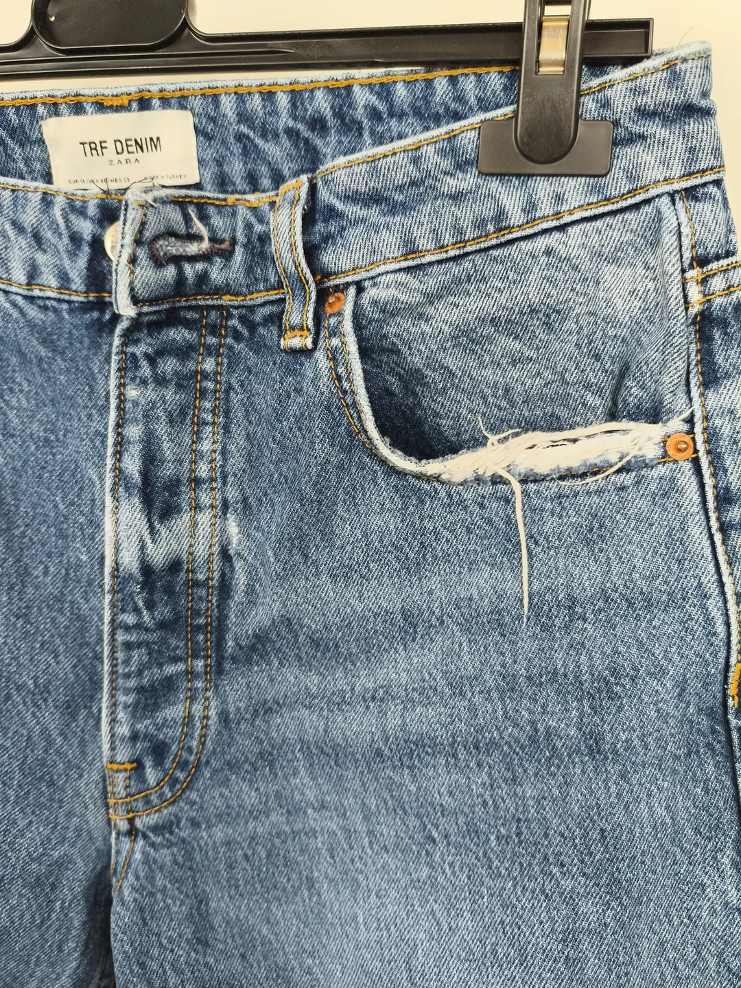 Zara, Barrel Damenjeans, Gr, 38 – Bild 2