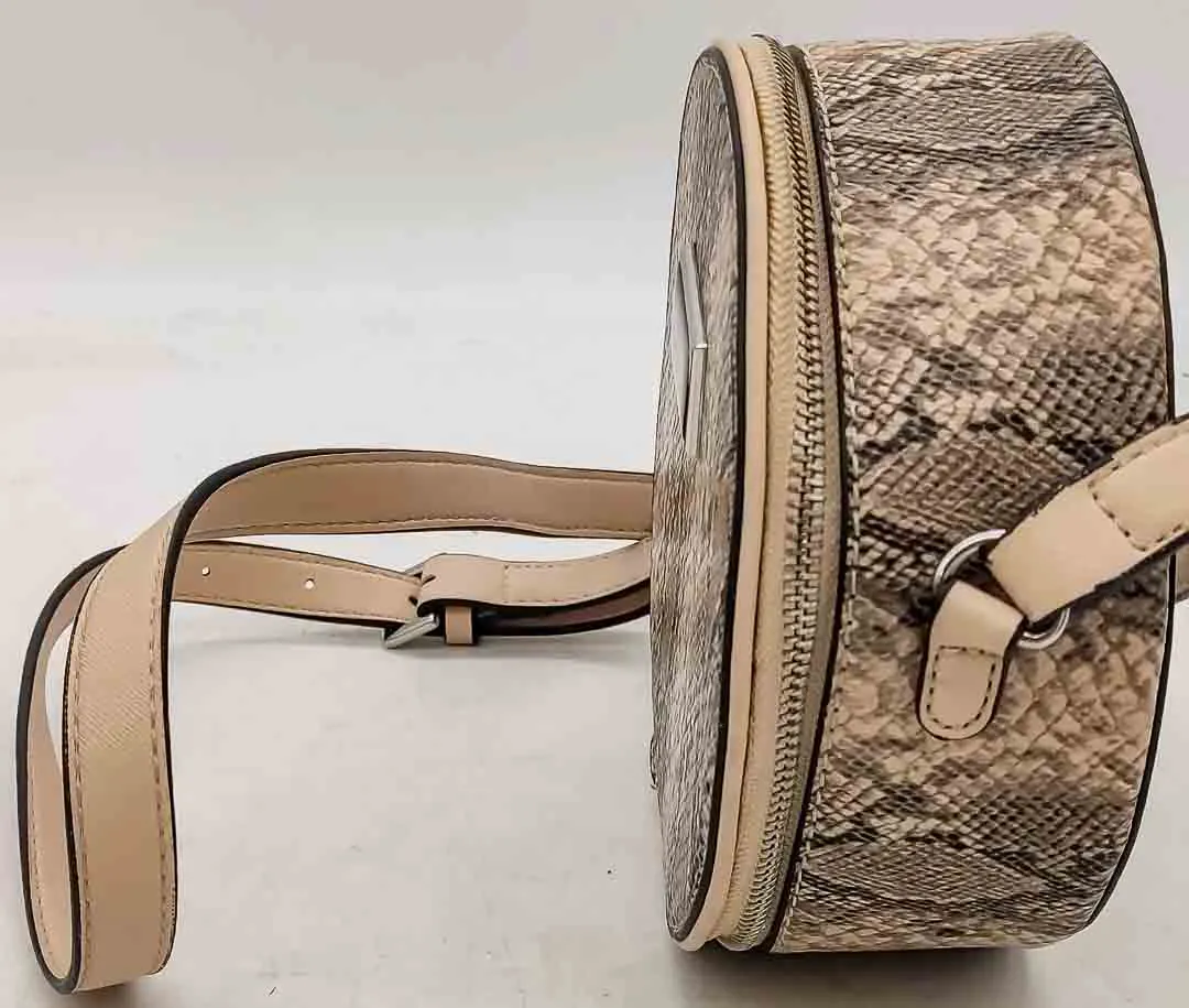GUESS Los Angeles Runde Umhängetasche Snake Print Schlangenmuster Beige – Bild 2