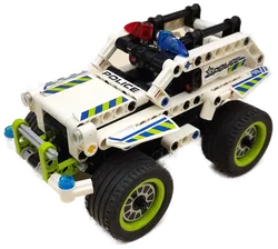LEGO Technic 42047 – Polizei-Interceptor mit Rückziehmotor