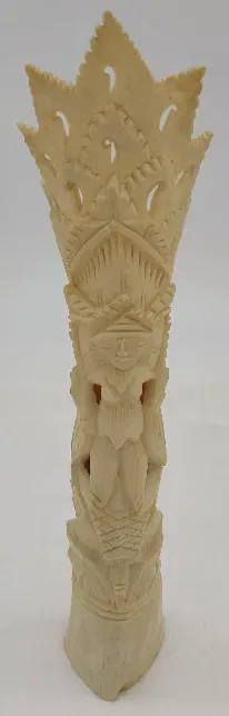 Skulptur aus Knochen - Bild 1