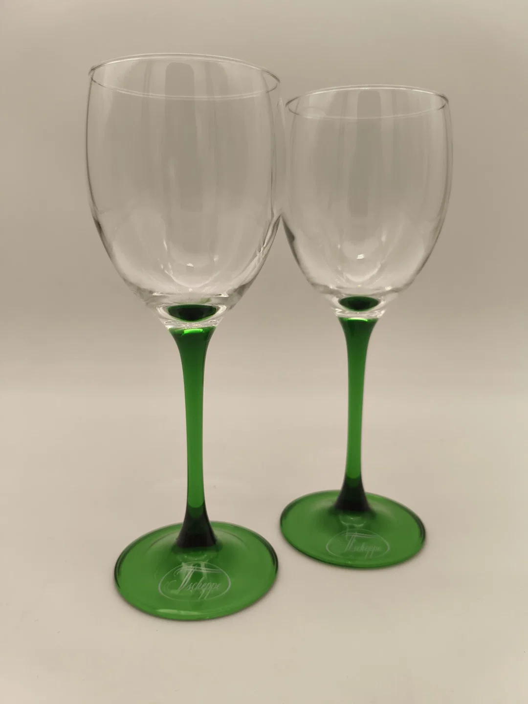2er - Set Luminarc Vintage Weinrömer Gläser, grüner Stiel, Weingut Tscheppe Südsteiermark, 1980er/1990er – Bild 1