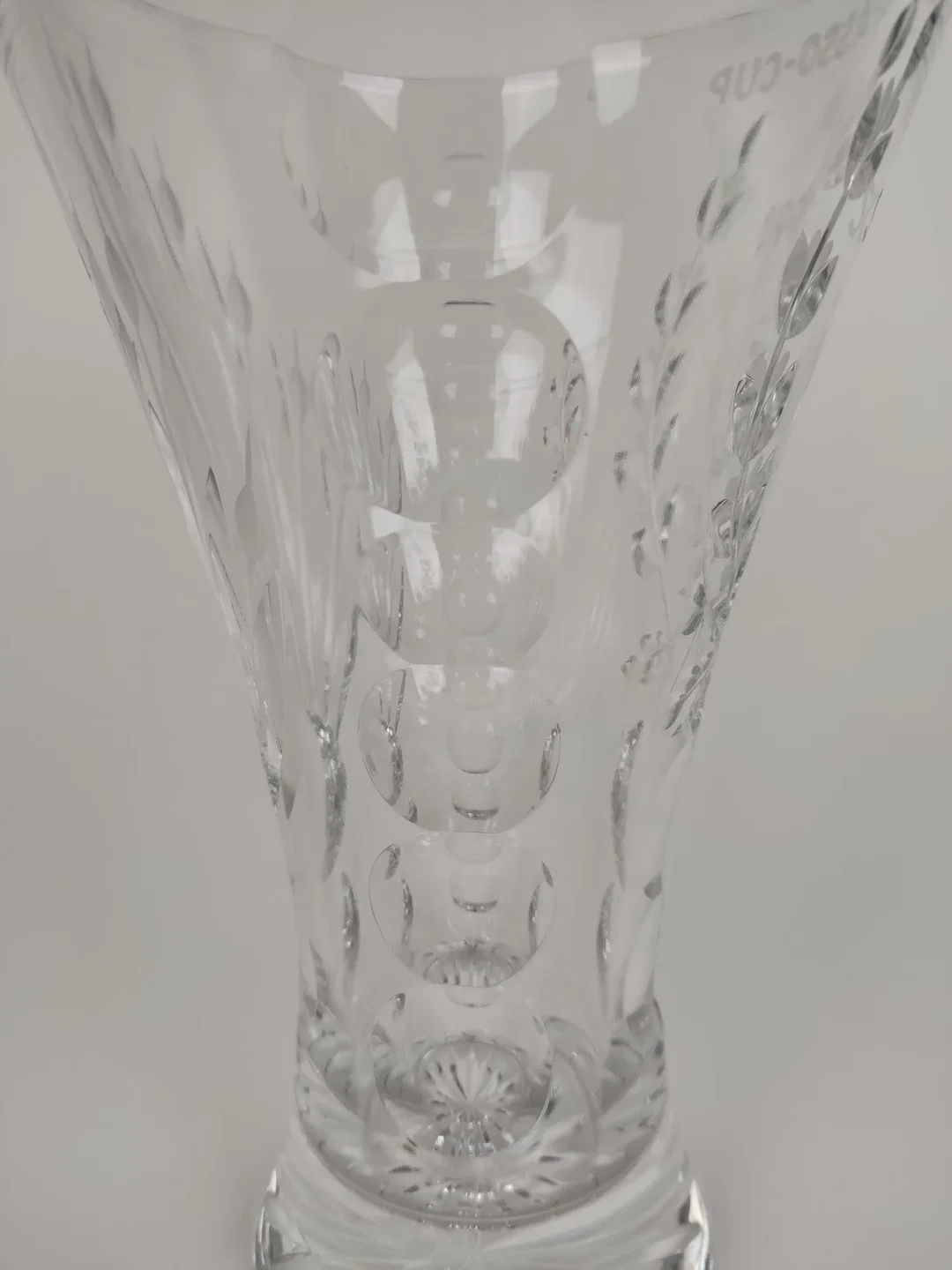 Große Glasvase, geschliffen – Bild 4