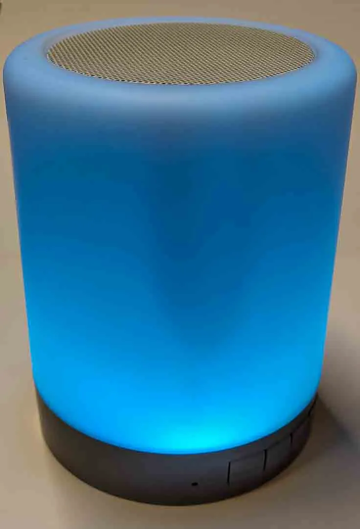 LED Lamp Speaker mit Farbwechsel, ca. 12 cm, Bluetooth & USB – Bild 6