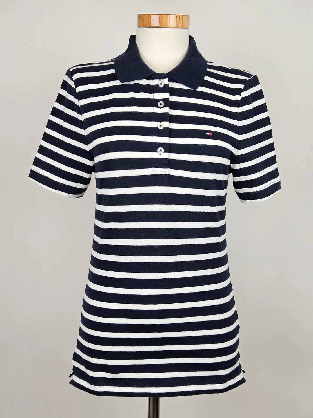 TOMMY HILFIGER Damen Poloshirt, blau/weiß - Gr. M  - Bild 4