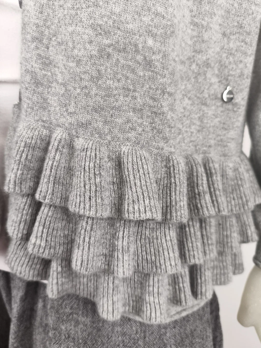 Madeleine, Strickweste Damen, Gr. 44/46, Kaschmir – Bild 4