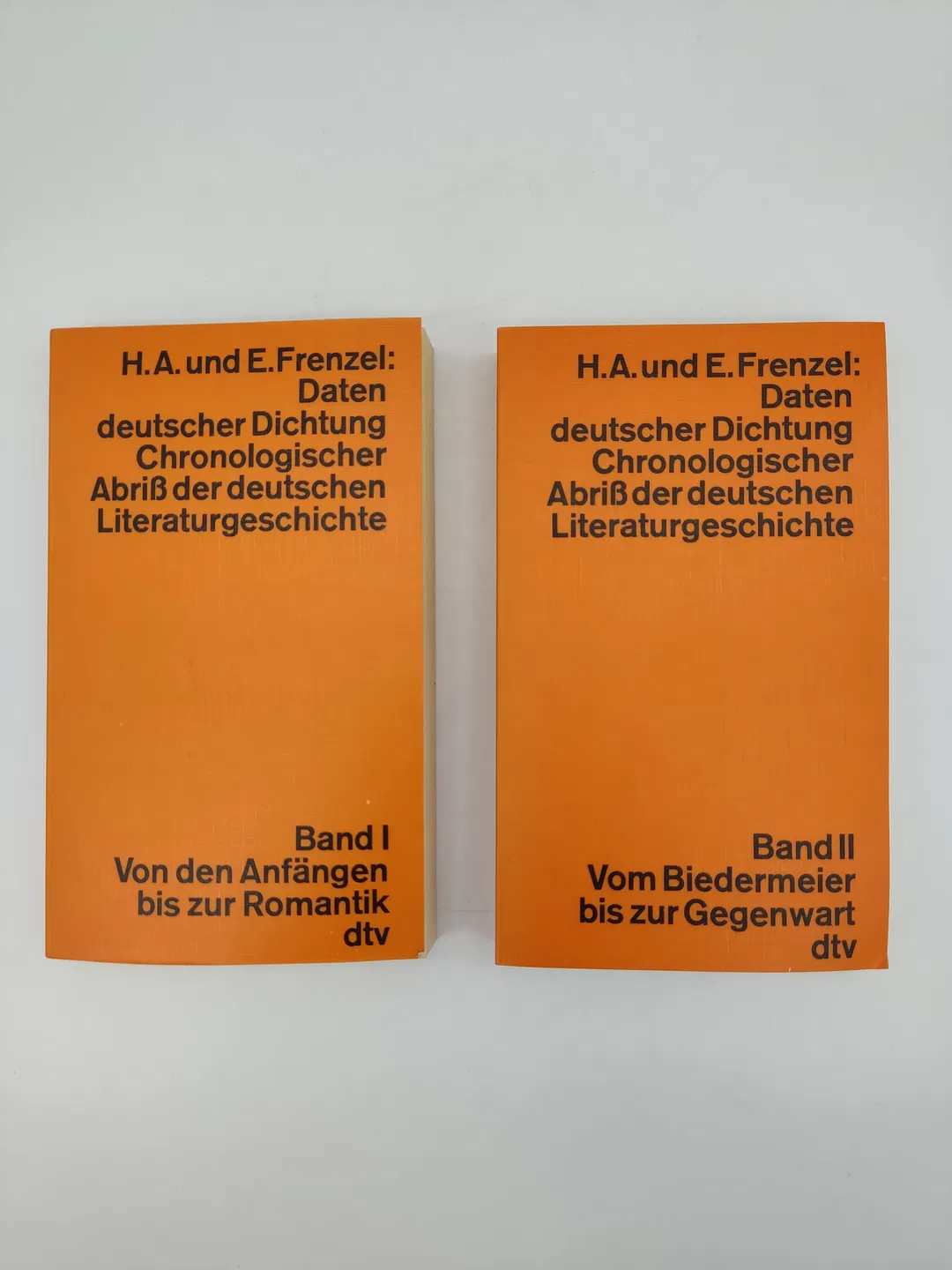 Daten deutscher Dichtung. Chronologischer Abriß der deutschen Literaturgeschichte. Band 1 und Band 2 - Bild 1