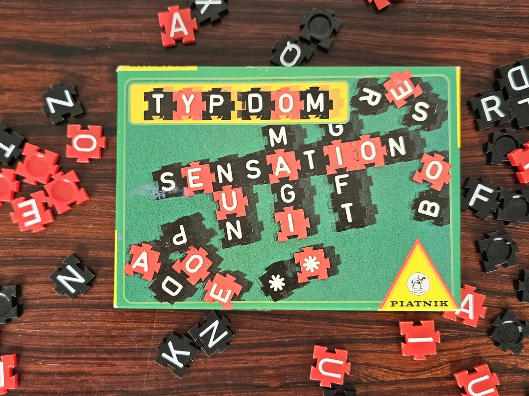 Typ Dom - Gesellschaftsspiel - Piatnik – Bild 1