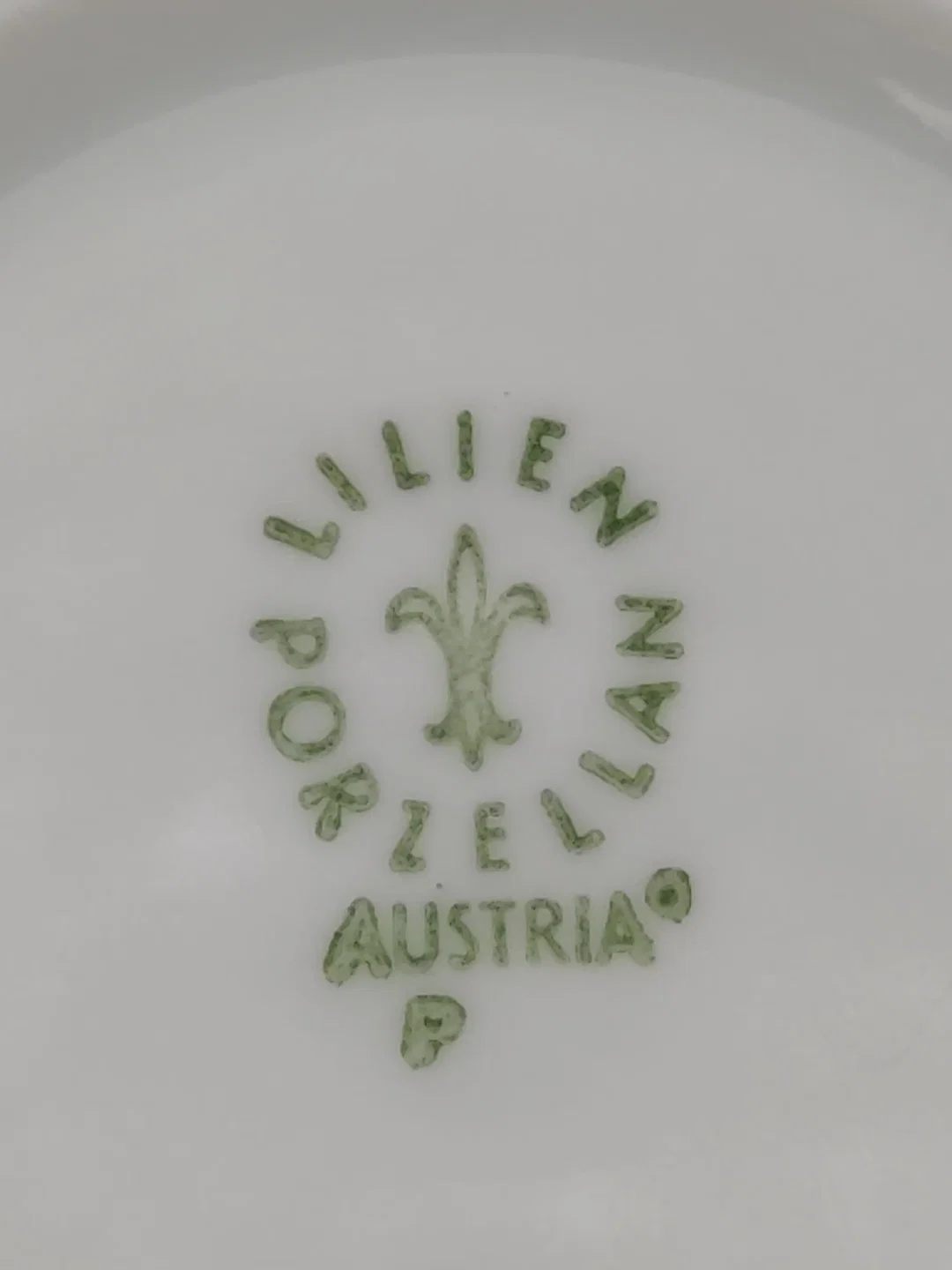 Lilien Porzellan Caroline "Bad Ischl" (Hornig Kaffee) Tasse mit Untertasse – Bild 2
