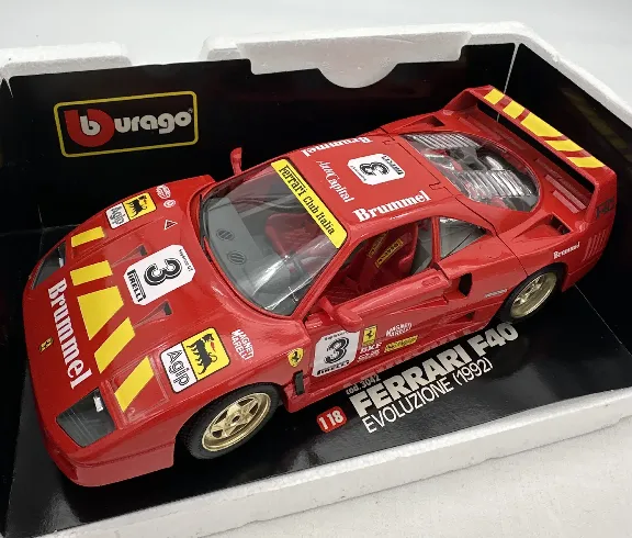 Bburago Ferrari F40 Evoluzione (1992)  – Bild 3