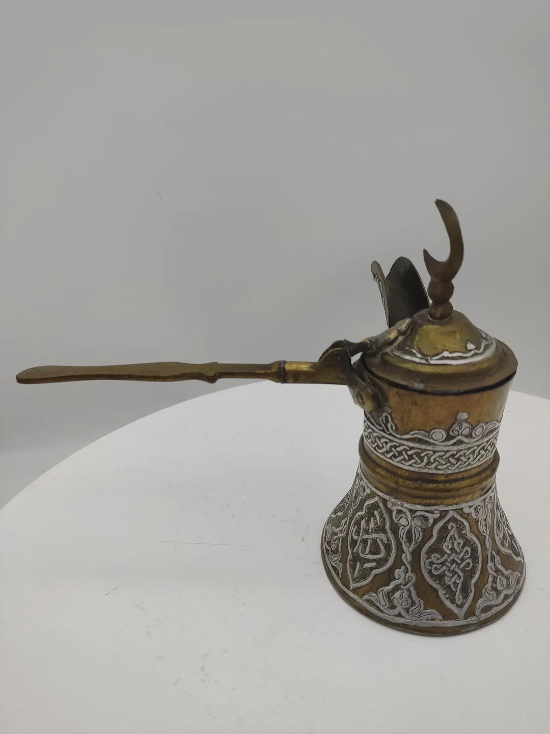 Islamische Messing Dallah Kaffekanne mit arabischer Kalligraphie | Orientalischer Schatz – Bild 7