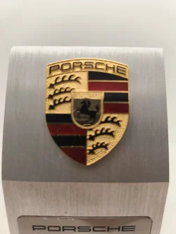 Porsche, Briefbeschwerer mit Wappen, Sammlerstück - Bild 2