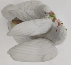 Towle Fine Porcelain Turteltauben Spieluhr Porzellan / Keramik - Bild 5