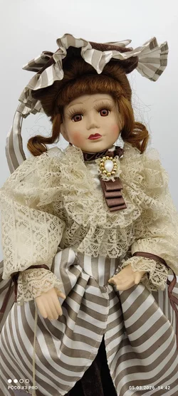 Porzellanpuppe (Victorian, London) |  Sammlerstück - Bild 4